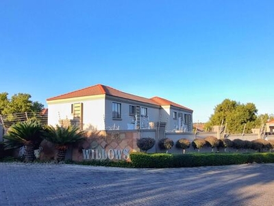 Apartment For Sale In Willowbrook, Roodepoort