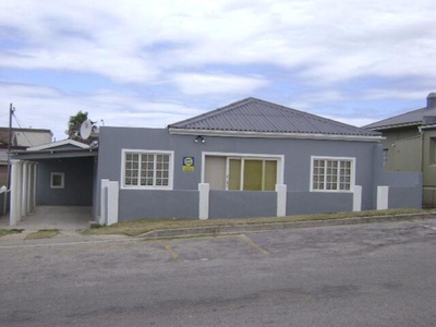 House For Rent In Jeffreys Bay Central, Jeffreys Bay