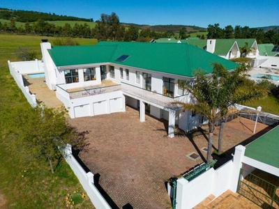 House For Sale In Theewaterskloof, Villiersdorp