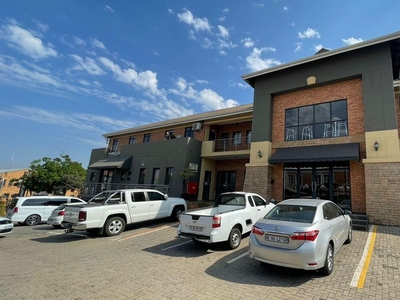 110m² Office To Let in Irene Centurion, Route 21 Business Park