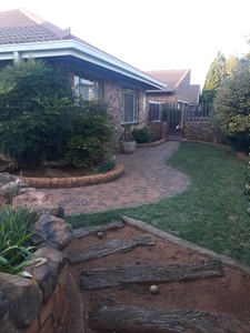 3 Bedroom House To Let in Vaalpark