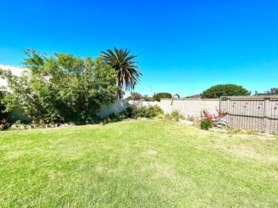 3 bedroom, Port Elizabeth Eastern Cape N/A