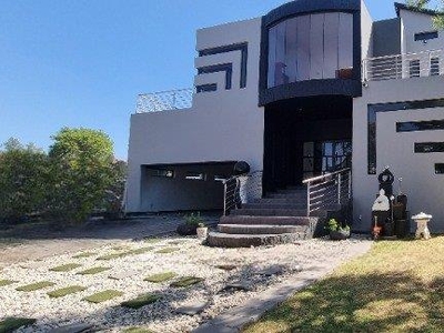 5 Bedroom House for sale in La Como Lifestyle Estate