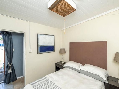 6 bedroom, Parow Western Cape N/A