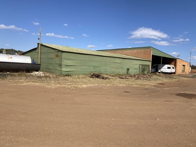 13Ha Small Holding For Sale in Mooiplaats AH