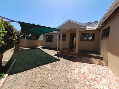 3 Bedroom Freehold For Sale in King George Park