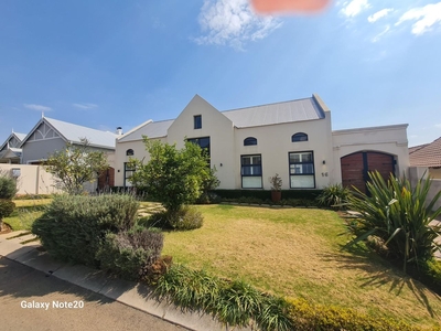 3 Bedroom House For Sale in Modderfontein