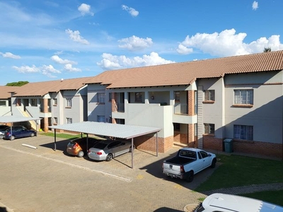 3 Bedroom Sectional Title For Sale in Waterval East