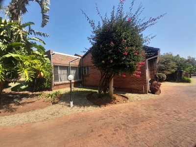 3 Bedroom Sectional Title To Let in Amandasig