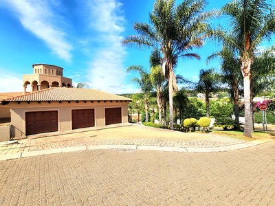 4 Bedroom Gated Estate For Sale in Waterkloof Ridge - 356 Michelle Crescent