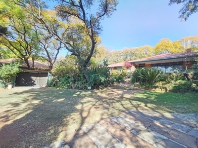 5 Bedroom House For Sale in Pretoria Gardens
