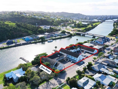 Commercial property on auction in Port Alfred Central - My Pond Hotel - 33 Van Der Riet Street