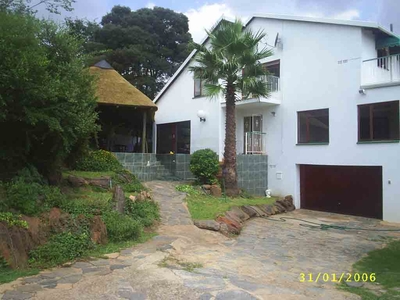Family 5 bed. house. Rent South Africa