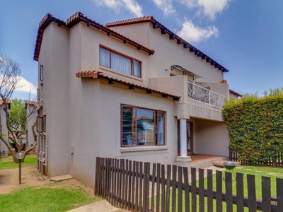 Condominium/Co-Op For Sale, Randburg Gauteng South Africa