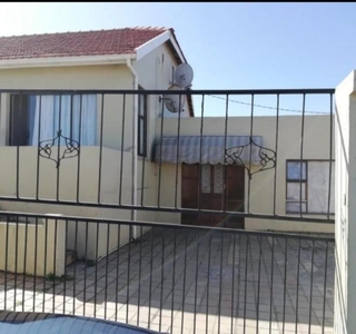 Condominium/Co-Op For Rent, East London Eastern Cape South Africa