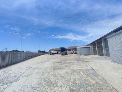 Industrial property to rent in Epping Industrial - 118 Bofors Circle