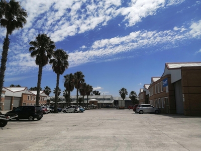 Industrial property to rent in Killarney Gardens - Unit 7, Killarney Plaza, Killarey Gardens, Milnerton
