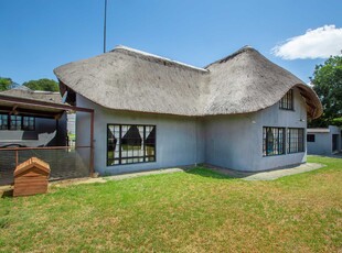 House For Sale in Florida Glen, Roodepoort