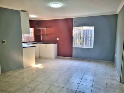 2 Bedroom House To Let in Bloubosrand