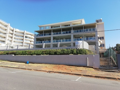 3 Bedroom Penthouse To Let in Scottburgh Central