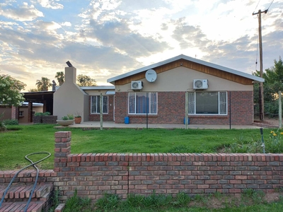House For Sale in UPINGTON
