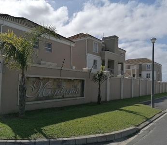 3 Bedroom Apartment / Flat to Rent in Uitzicht, Cape Town City Centre | RentUncle
