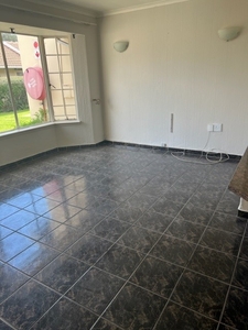 2 Bedroom townhouse in Johannesburg south for rent