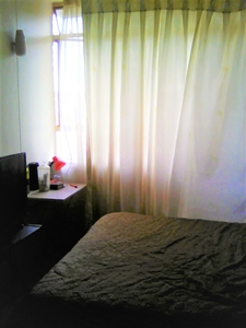 2 rooms to rent in Hatfield next to Pretoria varsity, Gautrain, mall & Loftus .
