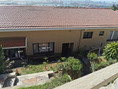 7 Bedroom home to let, not shared, pet friendly, no loadshedding