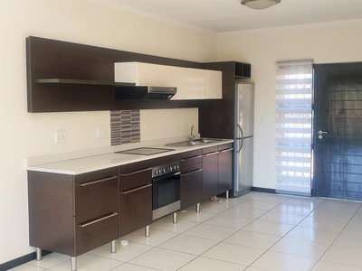 Apartment For Sale in Douglasdale
