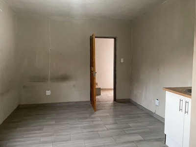 Apartment Rental Monthly in Klipfontein View