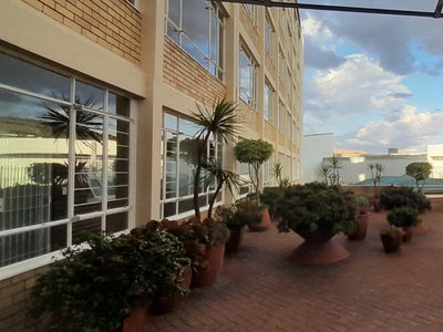 Apartment Rental Monthly in Linksfield