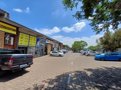 DIAMOND PARK: SHOWROOM / FACTORY / WAREHOUSE TO LET IN HENNOPSPARK, CENTURION, WITH RETAIL POSSIBILITIES!