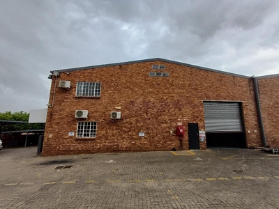 Ergon Street: Mini Factory / Warehouse To Let In Lyttelton Manor Centurion!!