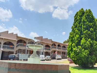 Flat to let in Albertville (Next to Northcliff) available immediately