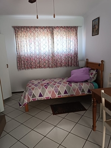 FULLY FURNISHED SMALL ONE BEDROOM FLAT