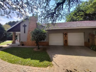 Guest House For Sale in Wilkoppies