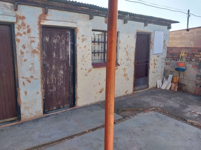 House For Sale in Kwa Thema