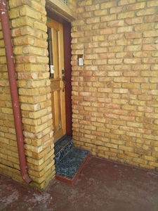 House For Sale in Kwa Thema & Ext