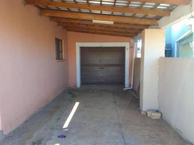 House For Sale in Kwanobuhle
