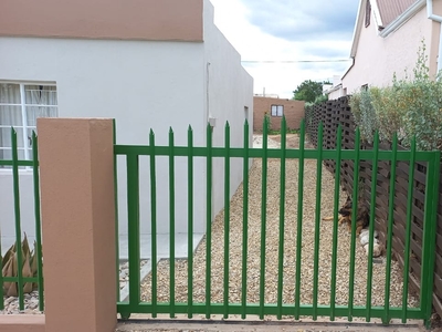 House For Sale in Ladismith