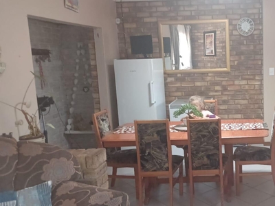 House For Sale in Theresapark