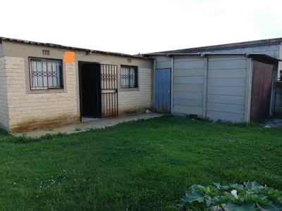 House For Sale in Tsakane