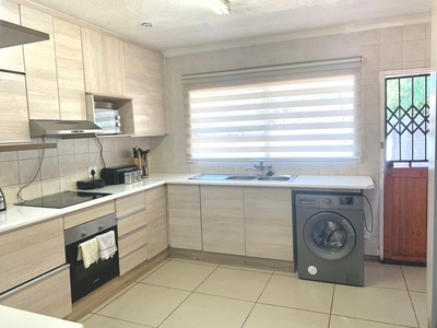 House Rental Monthly in Buccleuch
