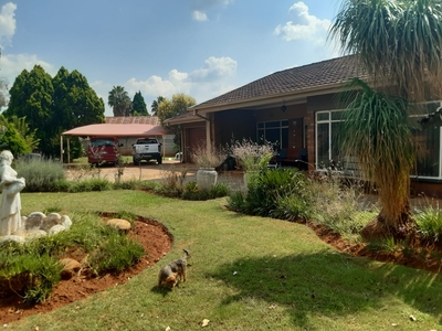 House Rental Monthly in Carletonville Central