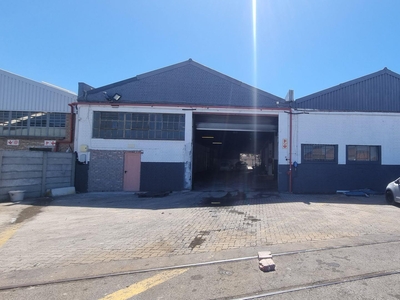 Industrial property to rent in Epping Industrial - 24 Gunners Circle