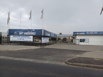Newly fenced, furnished showroom and office now available to let in Bellville.