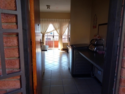 On Auction -2 Bedroom Apartment Within Security Estate- Akasia Pretoria.