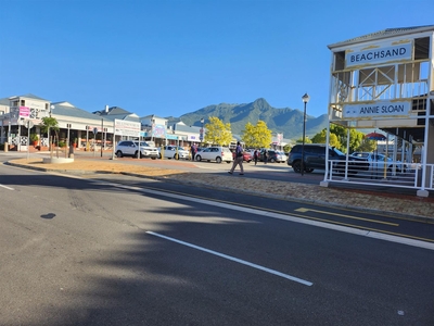 Retail For Sale in George Central
