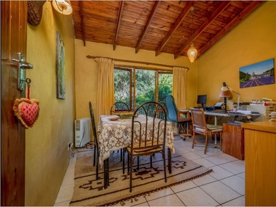Serene and Stunning 4 Bedroom Home with your own piece of paradise, with private